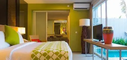 Garden Bay View Villa Kuta Selatan 5*,