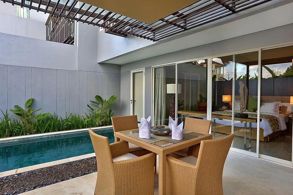 Garden Bay View Villa Kuta Selatan 5*,